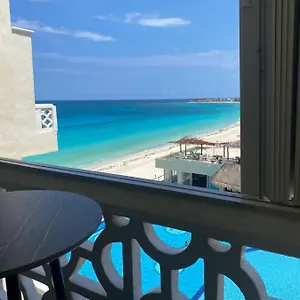 cancun-plaza-condo-mexico.quintano-roohotels.com/